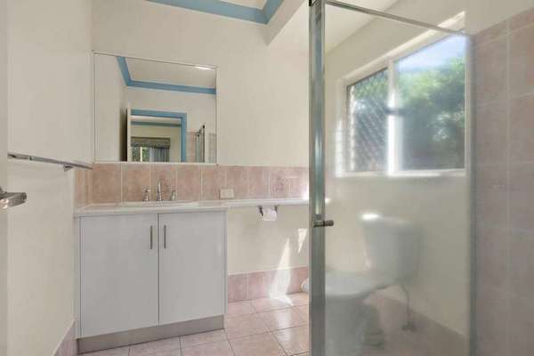12 Butterfly Close, Mount Sheridan - Thumbnail 7