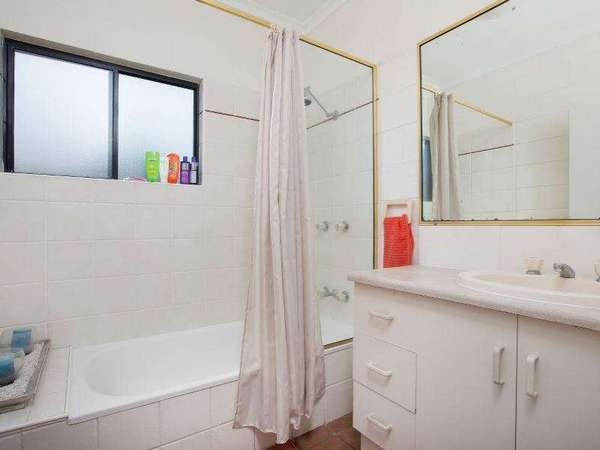 19 Foxtail Street, Mount Sheridan - Thumbnail 7