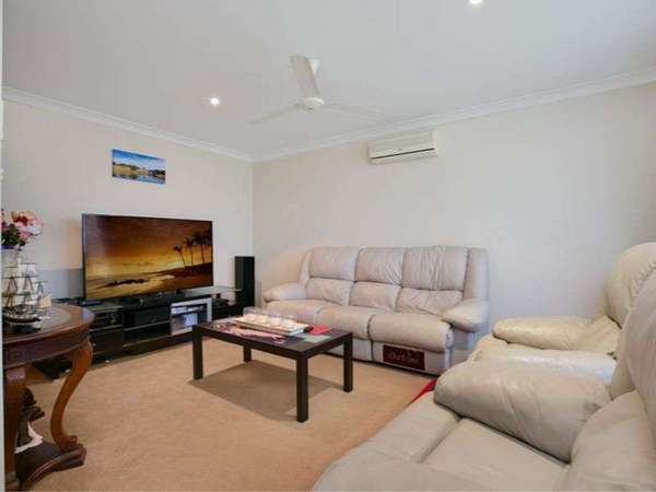 1 Monsoon Terrace, Mount Sheridan - Thumbnail 4