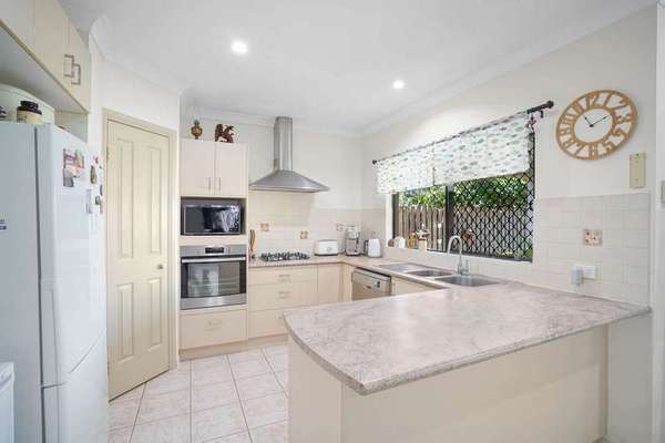 5 Fishtail Close, Mount Sheridan - Thumbnail 2