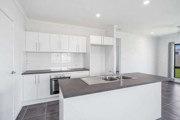 37 Devine Crescent, Gordonvale - Thumbnail 2