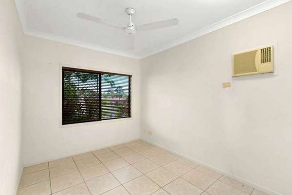 10 Bambusa Terrace, Mount Sheridan - Thumbnail 8