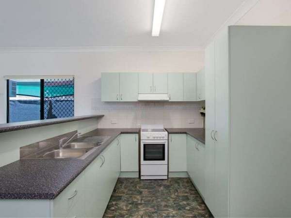 3 Mentana Close, Mount Sheridan - Thumbnail 2