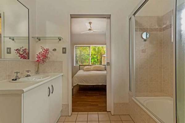 13 Hispida Court, Mount Sheridan - Thumbnail 5