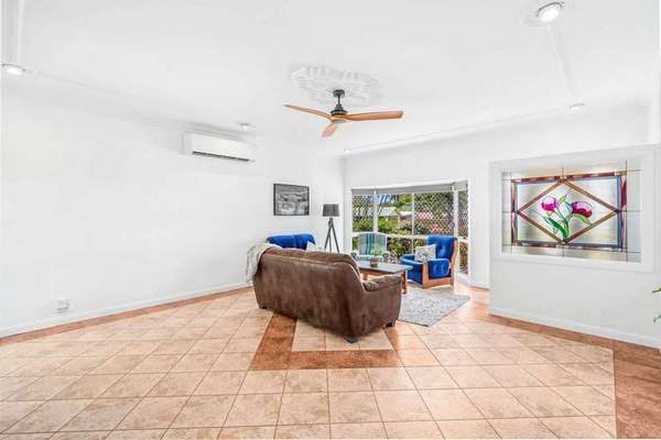 42 Barnard Drive, Mount Sheridan - Thumbnail 6