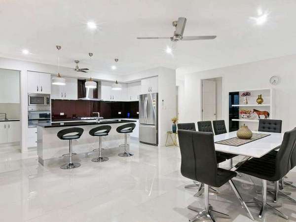 1 Cribwood Close, Mount Sheridan - Thumbnail 2