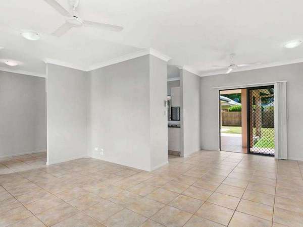 35 Alpinia Terrace, Mount Sheridan - Thumbnail 3