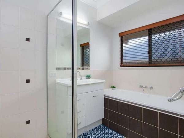 6 Pascoe Close, Mount Sheridan - Thumbnail 7