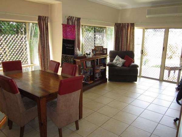 11 Alpinia Terrace, Mount Sheridan - Thumbnail 6
