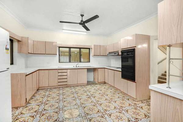 700 Bruce Highway, Woree - Thumbnail 3