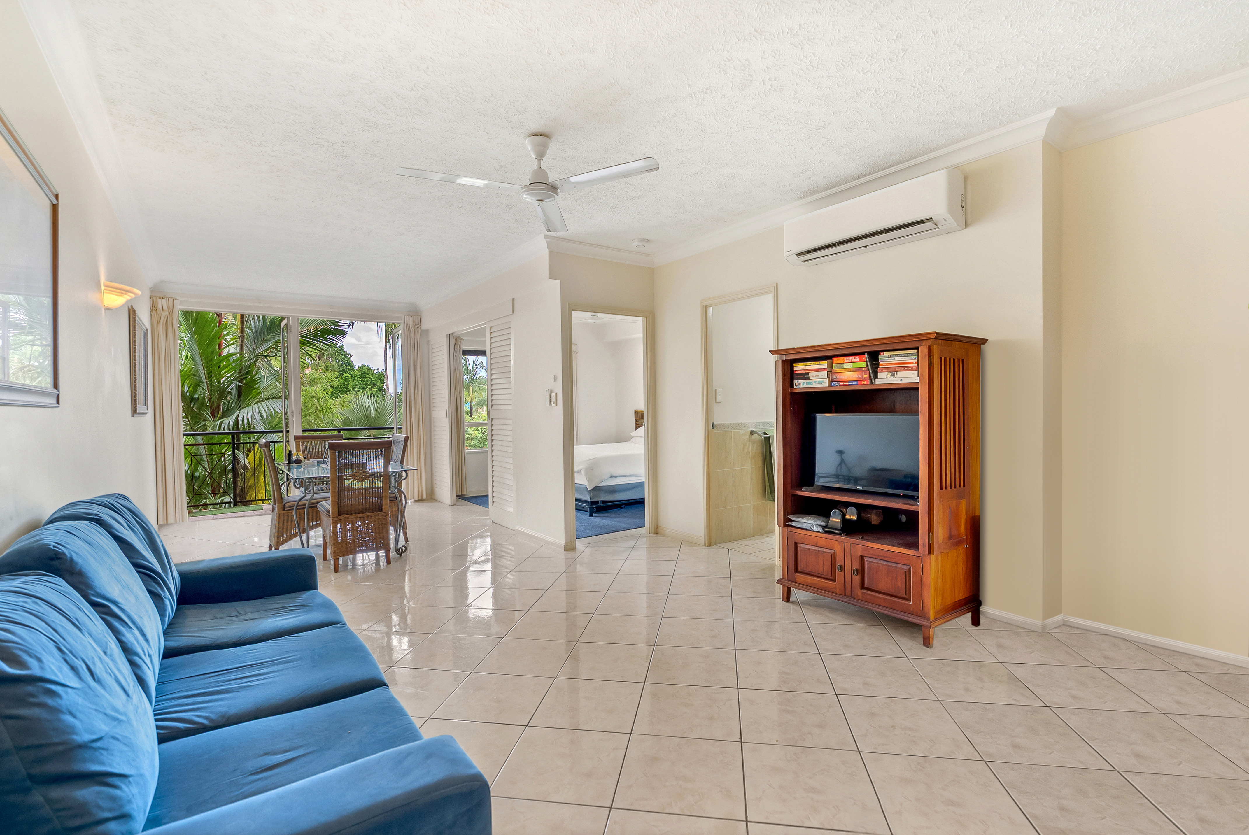 808/2-10 Greenslopes Street, Cairns North - Thumbnail 7