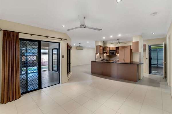 2 Coolamon Terrace, Mount Sheridan - Thumbnail 8