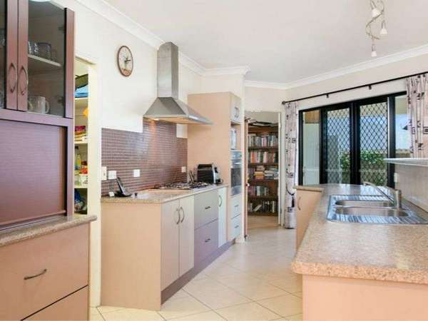 1 Monsoon Terrace, Mount Sheridan - Thumbnail 2