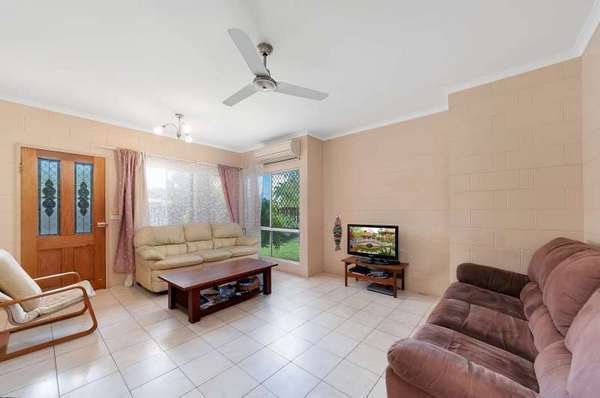 42 Golden Grove Drive, Bentley Park - Thumbnail 3