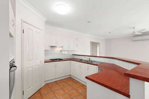 2 Melia Close, Mount Sheridan - Thumbnail 3