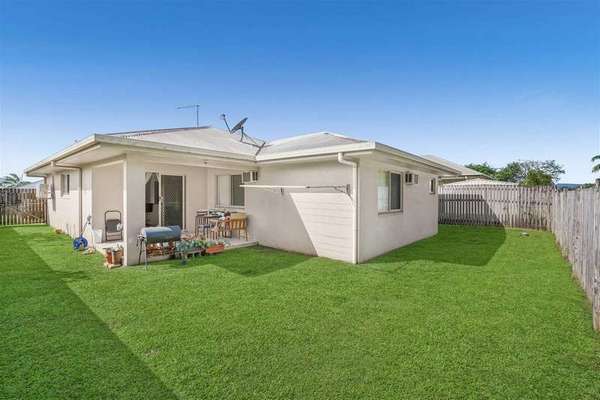32 Coolamon Terrace, Mount Sheridan - Thumbnail 5