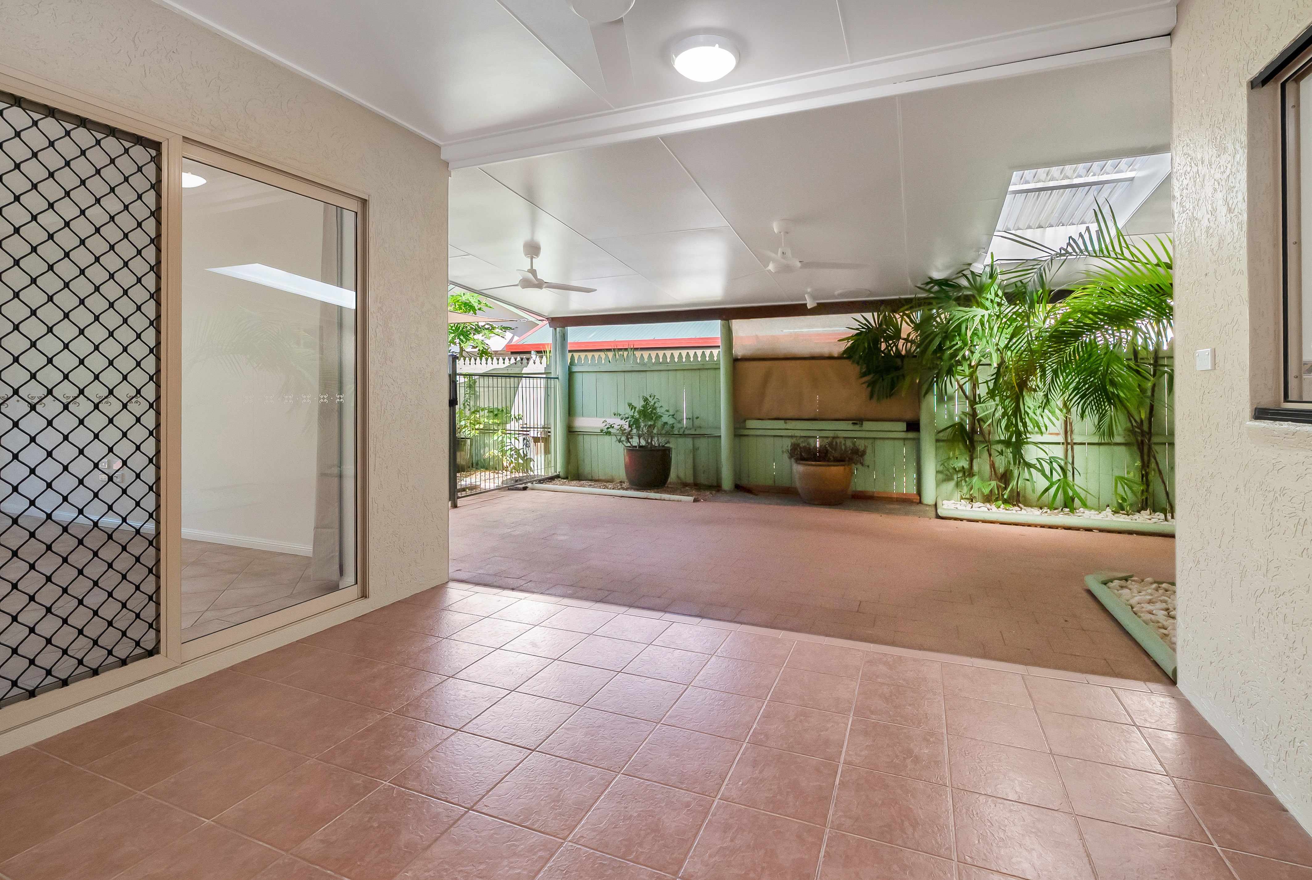 16 Foxtail Street, Mount Sheridan - Thumbnail 8