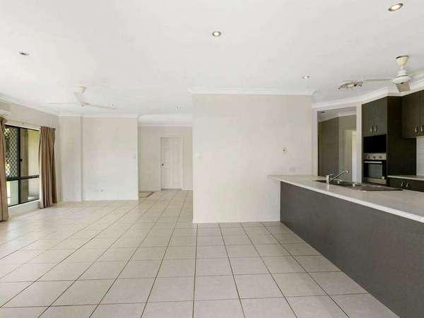14 Bundey Street, Bentley Park - Thumbnail 5