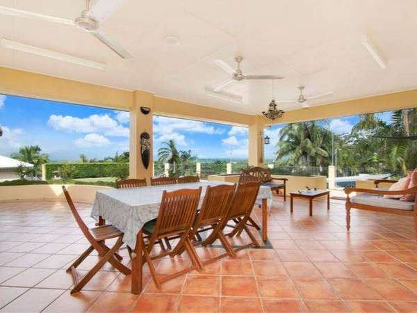 7 Aspen Close, Mount Sheridan - Thumbnail 2