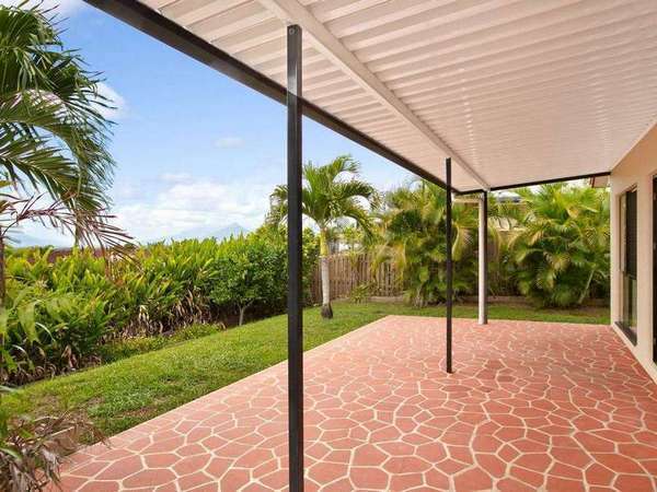 19 Oakblue Drive, Mount Sheridan - Thumbnail 4