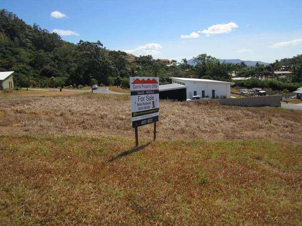 73 Treetop Drive, Mount Sheridan - Thumbnail 3