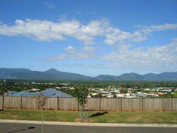 39 Lacewing Drive, Mount Sheridan - Thumbnail 2