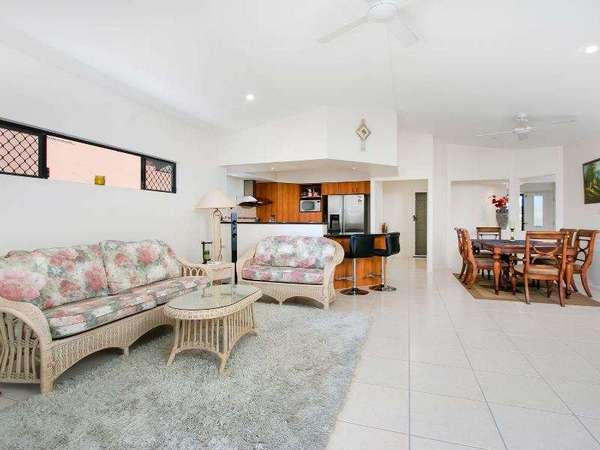1 Bambusa Terrace, Mount Sheridan - Thumbnail 8