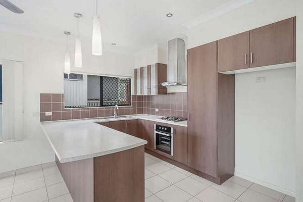 10 Boombil Close, Mount Sheridan - Thumbnail 3