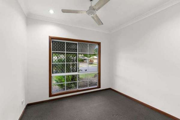 1 Dugong Close, Bentley Park - Thumbnail 8