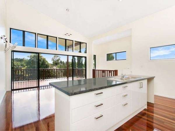 16 Claridge Close, Mount Sheridan - Thumbnail 3