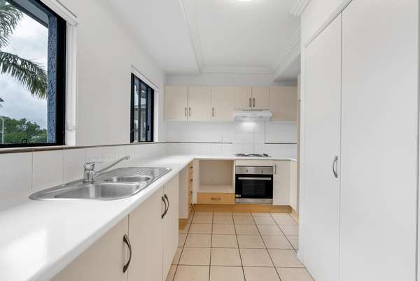 7/163 Martyn Street, Manunda - Thumbnail 2