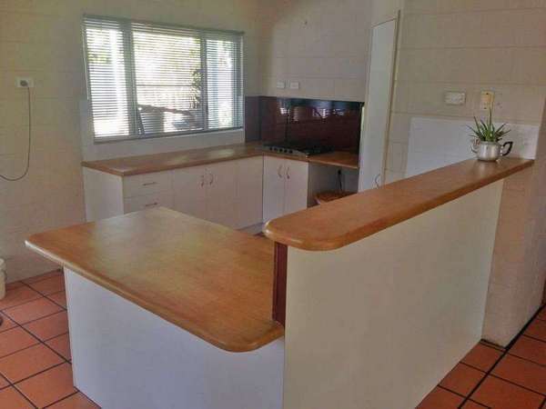48 Oleander Street, Holloways Beach - Thumbnail 3