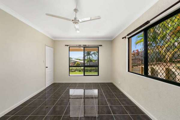 50 Currawong Street, Mount Sheridan - Thumbnail 6