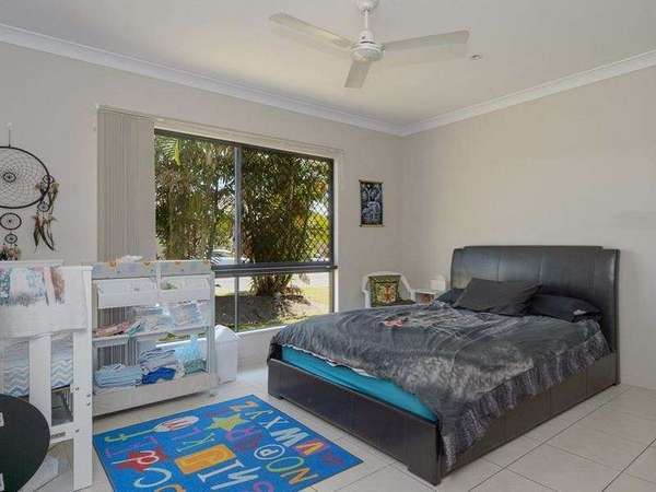 10 Fretwell Road, White Rock - Thumbnail 8