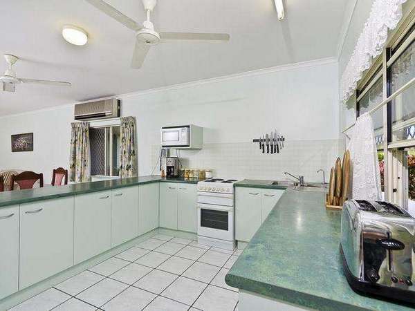 9 Percy Street, Mount Sheridan - Thumbnail 3