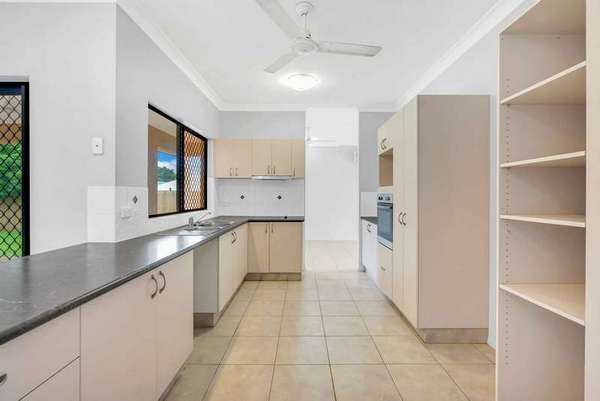 35 Alpinia Terrace, Mount Sheridan - Thumbnail 2