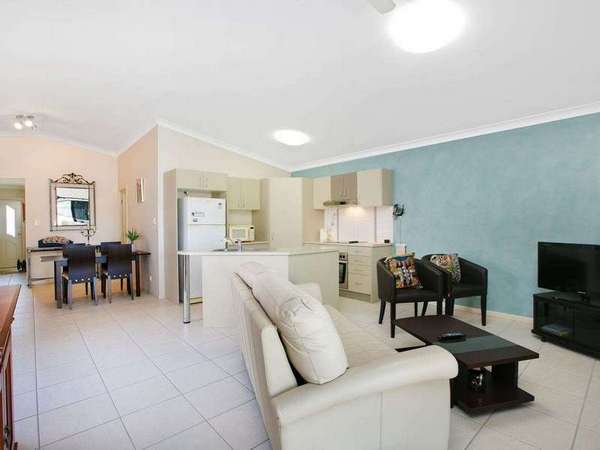 51 Monsoon Terrace, Mount Sheridan - Thumbnail 2