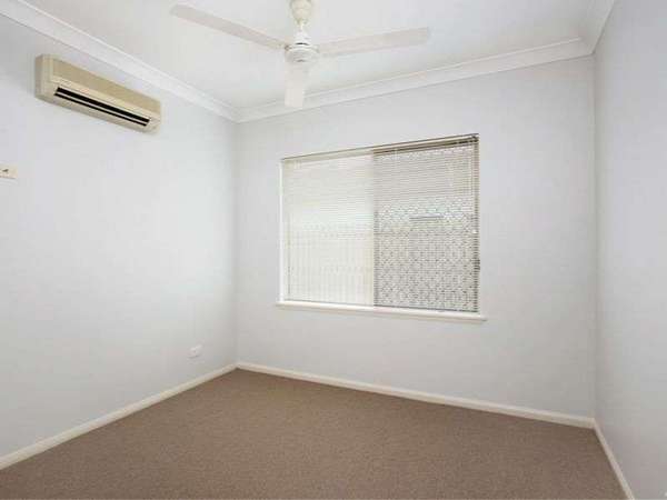 14 Scarlet Close, Mount Sheridan - Thumbnail 8