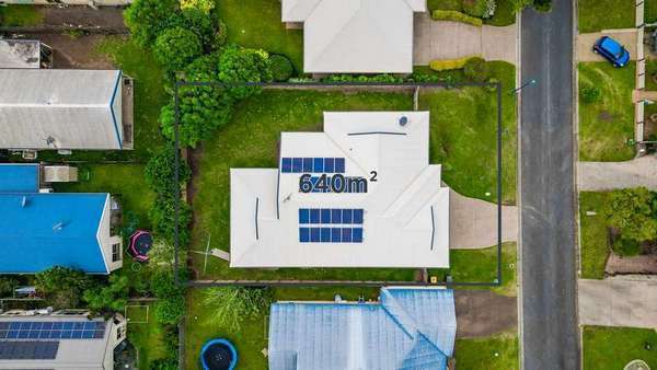 35 Alpinia Terrace, Mount Sheridan - Thumbnail 5