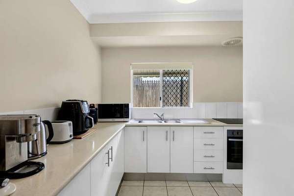 3/12 Ingham Court, Mooroobool - Thumbnail 6