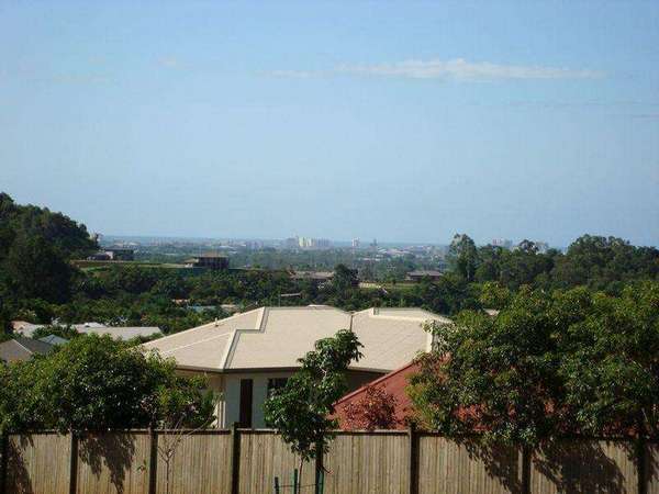 39 Lacewing Drive, Mount Sheridan - Thumbnail 4