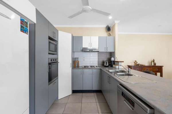 15 Lakefield Street, Mount Sheridan - Thumbnail 2