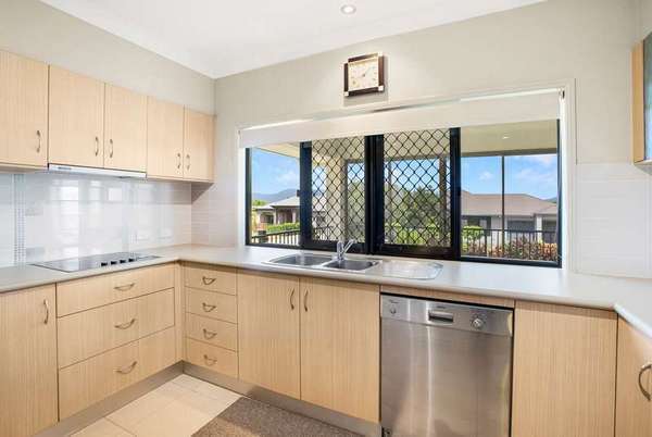 63 Monsoon Terrace, Mount Sheridan - Thumbnail 2