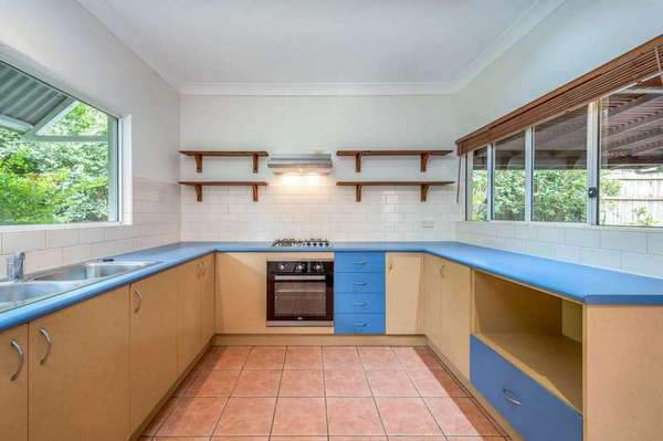 5 Holroyd Court, Mount Sheridan - Thumbnail 2