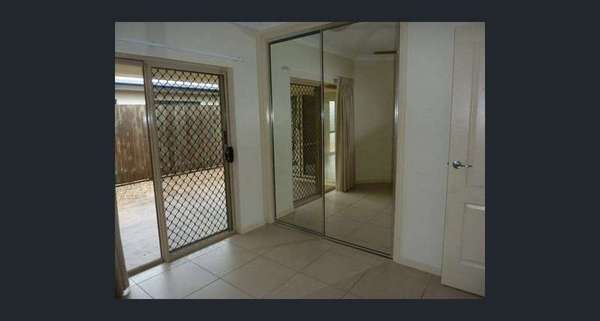 4 Boombil Close, Mount Sheridan - Thumbnail 8