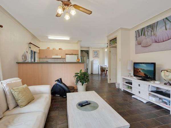 12 Kensington Close, Mount Sheridan - Thumbnail 6
