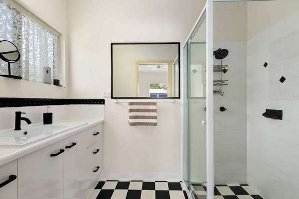 4 Taro Close, Mount Sheridan - Thumbnail 7