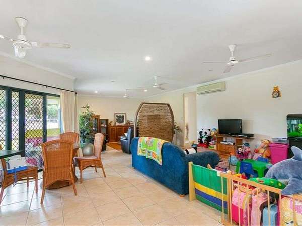 24 Bambusa Terrace, Mount Sheridan - Thumbnail 5
