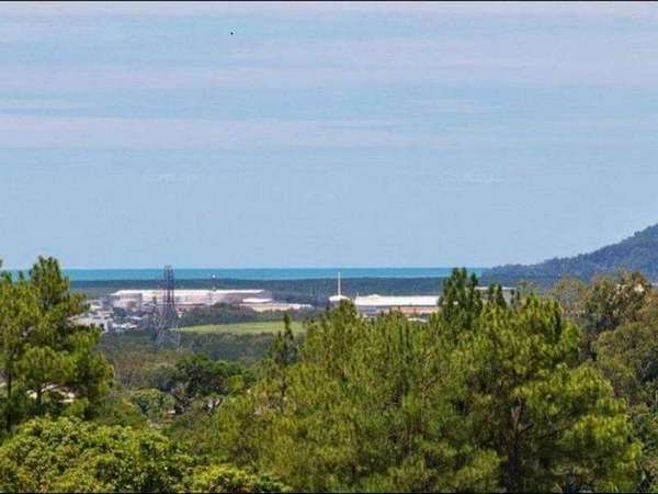 8 Keswick Close, Mount Sheridan - Image 1