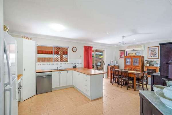 47 Monsoon Terrace, Mount Sheridan - Thumbnail 3